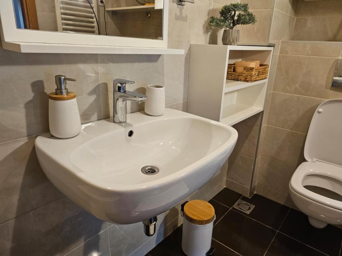 Bright Side Apartment نوفي ساد المظهر الخارجي الصورة