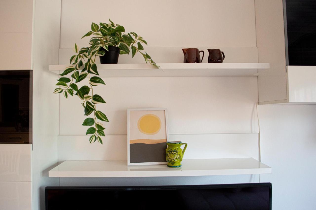 Bright Side Apartment نوفي ساد المظهر الخارجي الصورة