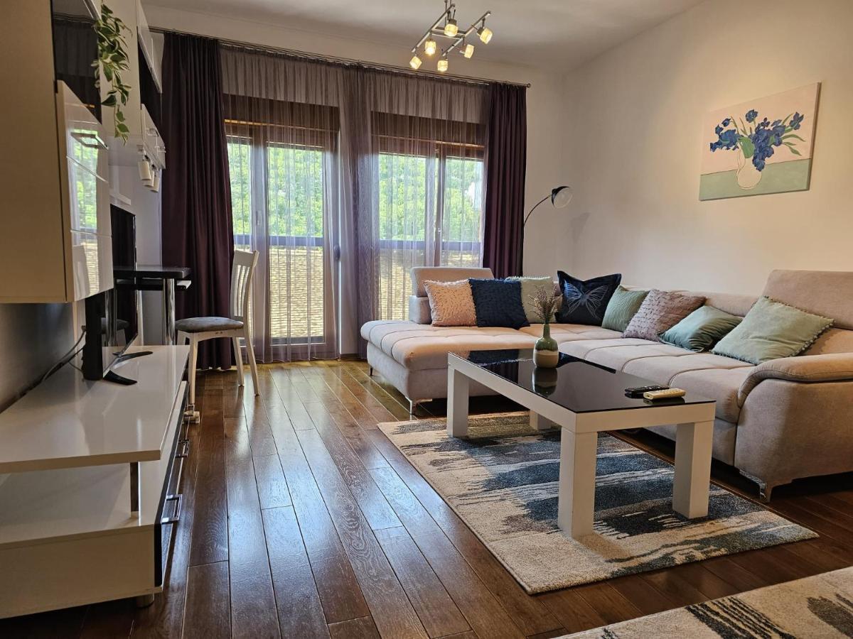 Bright Side Apartment نوفي ساد المظهر الخارجي الصورة